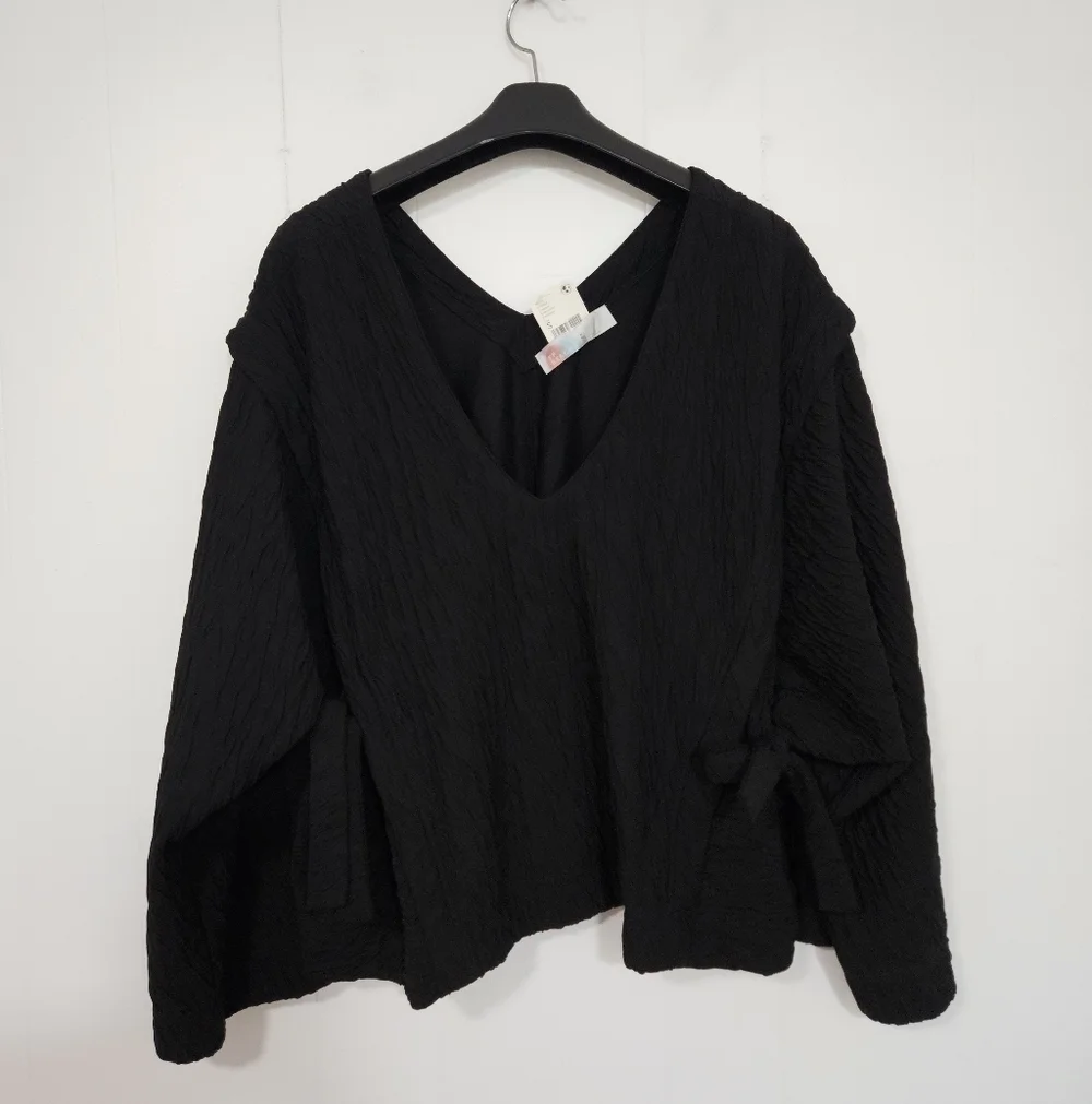NWT Free People Beach Crepe Black V Neck